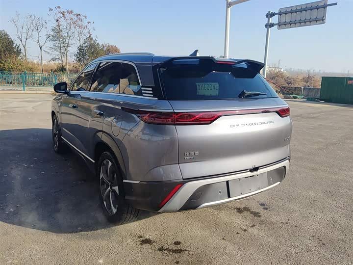 BYD Frigate 07 2023 2023款 DM-i 205KM 旗舰型