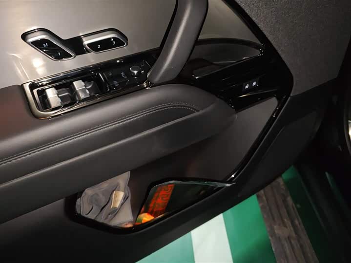 Land Rover Range Rover Sport 2024 2024款 400PS Dynamic HSE