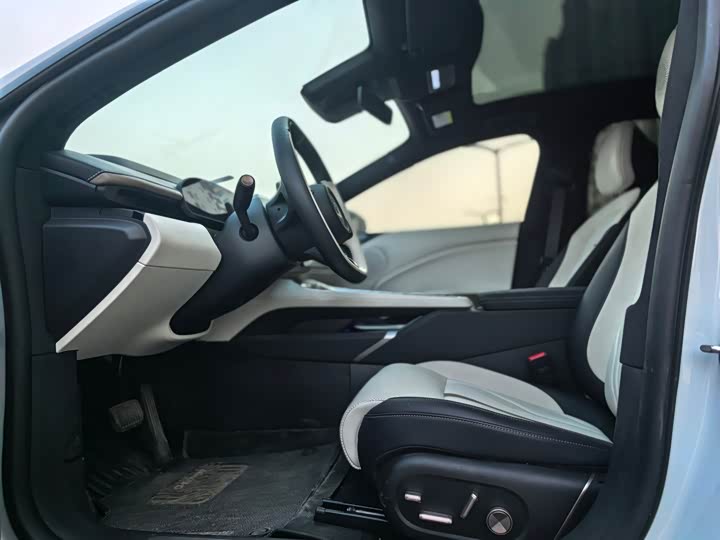 Zeekr 007 GT 2025 2025款 后驱智驾版 75kWh