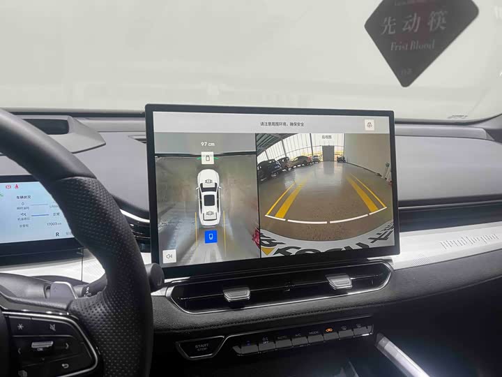 Geely Preface 2025 2025款 东方曜 2.0TD 望月版