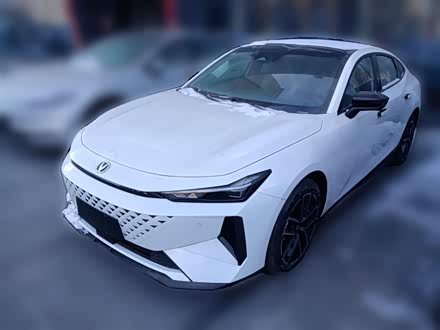 Changan UNI-V Hybrid 2024 2024款 蓝鲸智电iDD 136km 智尊型