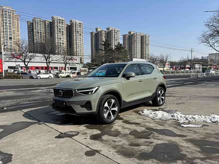 Volvo XC40 2024 2024款 B4 四驱智远豪华版