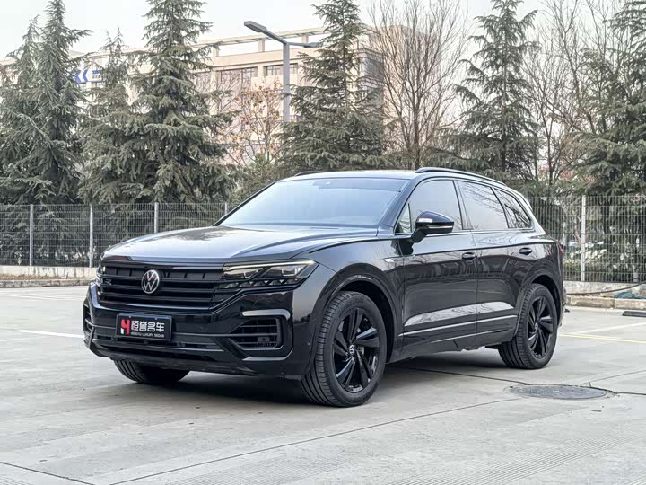 Volkswagen Touareg 2023 2023款 3.0TSI 锐享版 曜黑运动套装