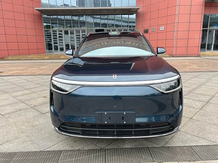 Aito M8 2025 2025款 增程 Max+版 53.4kWh 5座版