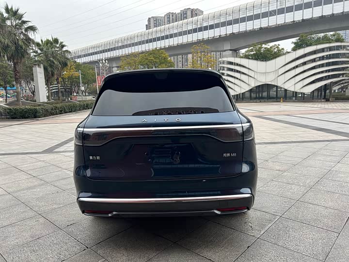 Aito M8 2025 2025款 增程 Max+版 53.4kWh 5座版