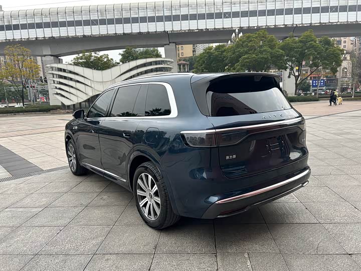 Aito M8 2025 2025款 增程 Max+版 53.4kWh 5座版