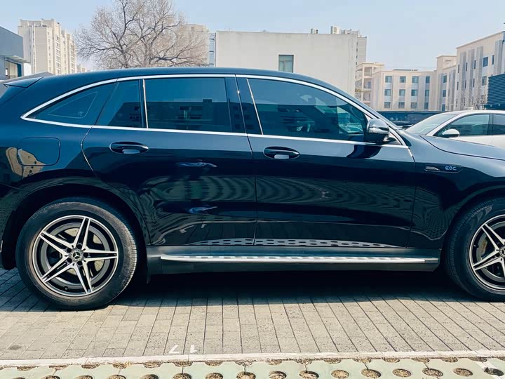 Mercedes-Benz EQC 2021 2021款 EQC 400 4MATIC