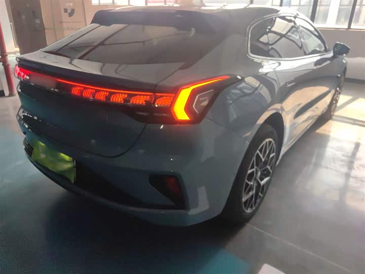 Zeekr 001 2025 2025款 YOU版 100kWh 四驱