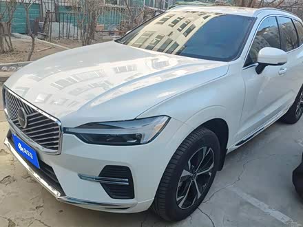 Volvo XC60 2026 2026款 B5 四驱智逸豪华版