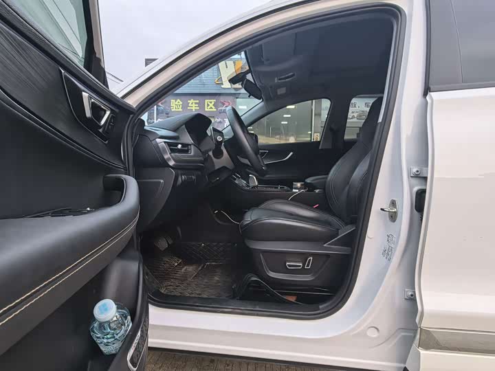 Chery Tiggo 8 2025 2025款 卓越版 230TCI 自动豪华版 7座