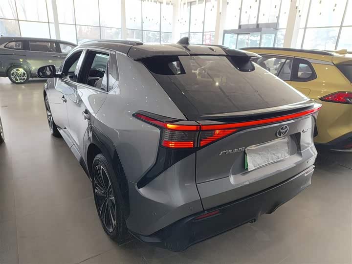 Toyota bZ4X 2022 2022款 四驱高性能Premium版