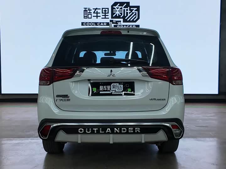 Mitsubishi Outlander 2021 2021款 改款 2.0L 两驱畅行版 5座