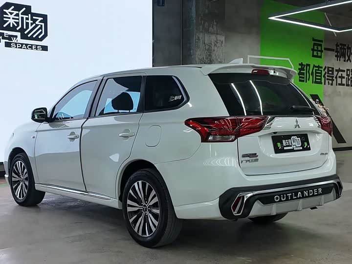Mitsubishi Outlander 2021 2021款 改款 2.0L 两驱畅行版 5座
