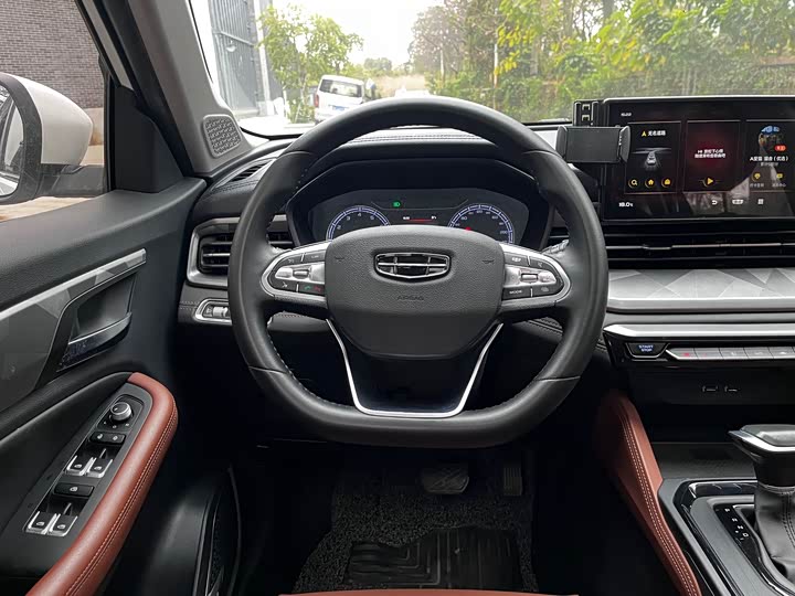 Geely Vision X6 2021 2021款 PRO 1.4T 自动尊贵型