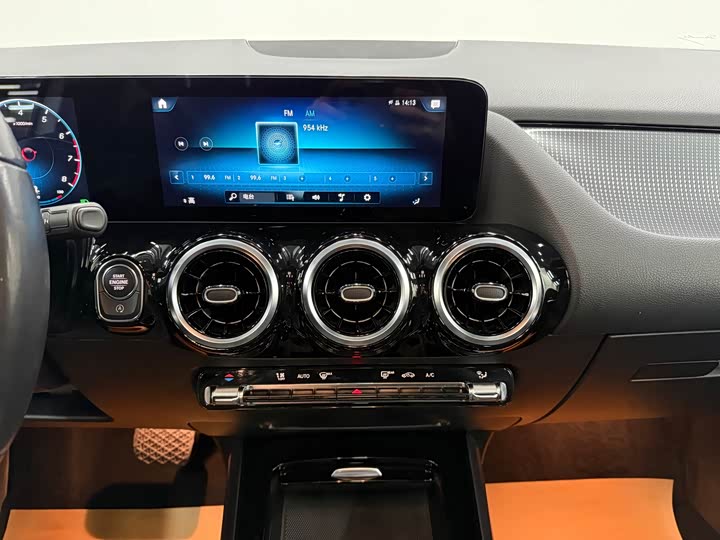 Mercedes-Benz B-Class 2021 2021款 B 200 动感型