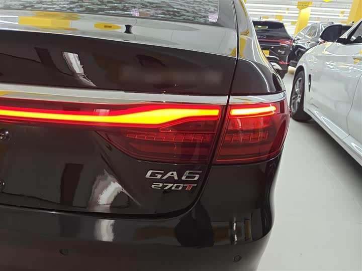 GAC Trumpchi GA6 2019 2019款 270T 自动精英版