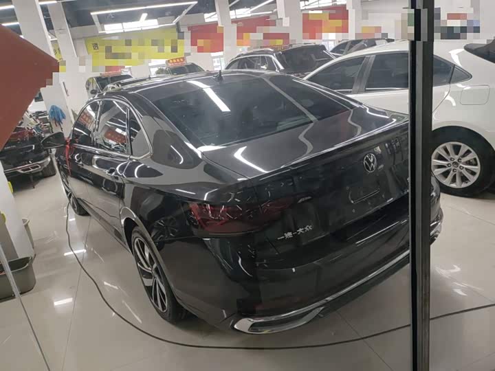 Volkswagen Sagitar L 2025 2025款 300TSI DSG超越版