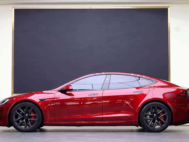 Tesla Model S 2023 2023款 三电机全轮驱动 Plaid版