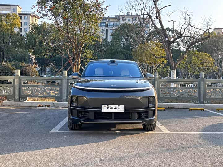 2025 LiXiang L9