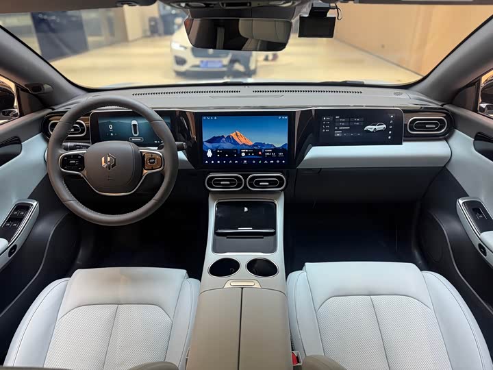 Leapmotor C01 2024 2024款 增程 216尊享版