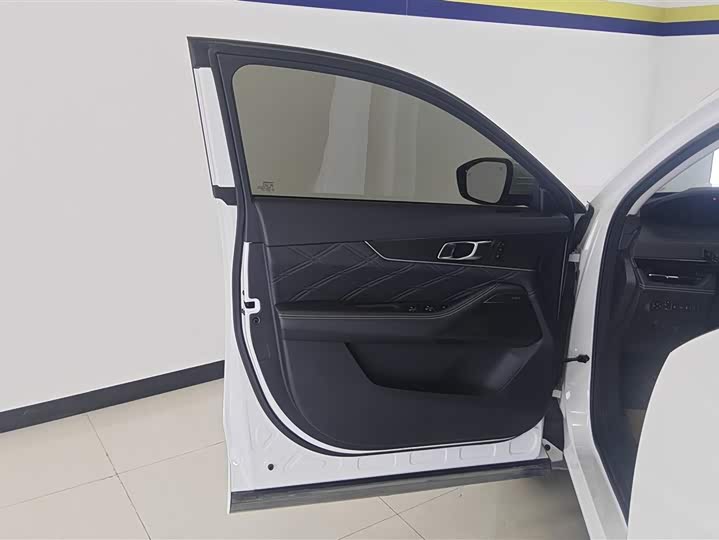 Changan UNI-K Hybrid 2023 2023款 智电iDD 1.5T 135km智领型