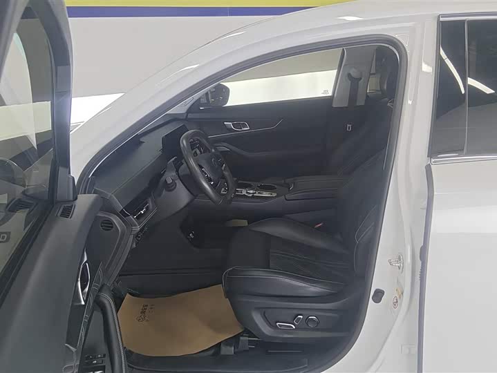 Changan UNI-K Hybrid 2023 2023款 智电iDD 1.5T 135km智领型