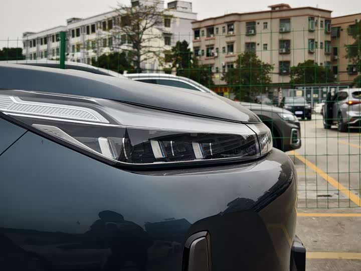 Geely Galaxy M9 2025 2025款 230km 两驱探索版