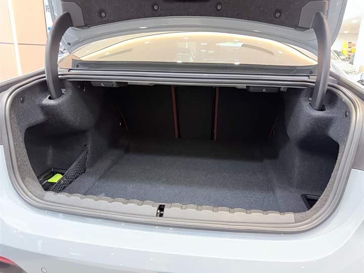 BMW 4 Series 2024 2024款 430i M运动曜夜套装