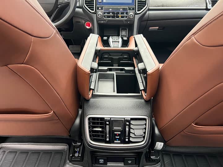 Honda UR-V 2023 2023款 370TURBO 两驱尊雅版