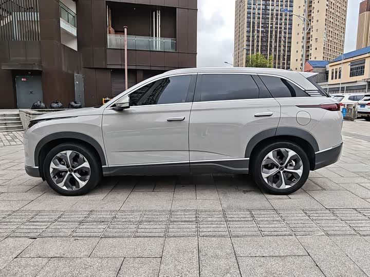 BYD Frigate 07 2023 2023款 DM-i 205KM 尊贵型