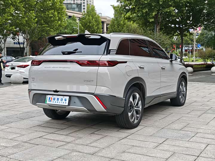 BYD Frigate 07 2023 2023款 DM-i 205KM 尊贵型