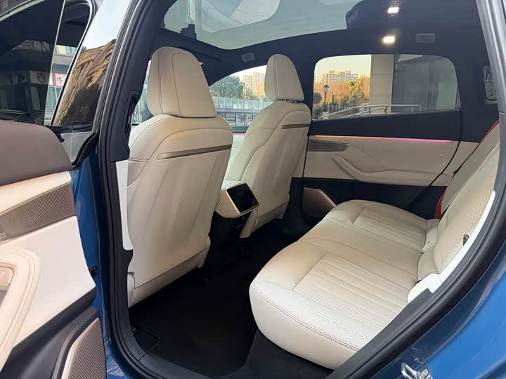 Nio Onvo L60 2024 2024款 60kWh 四驱版