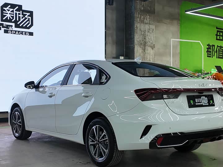 Kia K3 2024 2024款 1.5L CVT舒适优享版