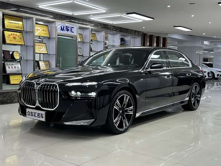 BMW 7 Series 2023 2023款 740Li 尊享型 M运动套装