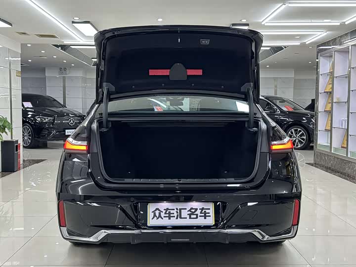 BMW 7 Series 2023 2023款 740Li 尊享型 M运动套装