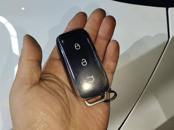 Geely Galaxy L7 2025 2025款 EM-i 115km 探索+版