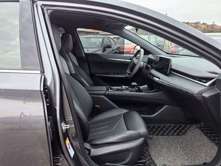 2023 Changan Raeton Plus