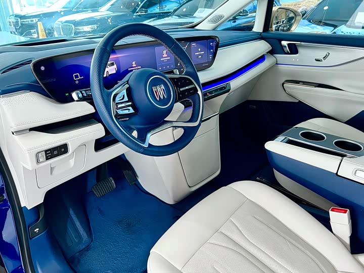 Buick GL8 Hybrid 2024 2024款 陆尊 奢享版 6座