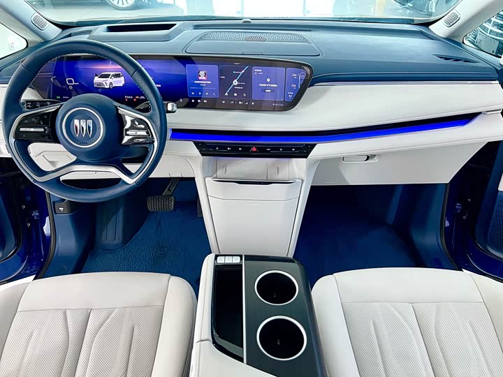 Buick GL8 Hybrid 2024 2024款 陆尊 奢享版 6座