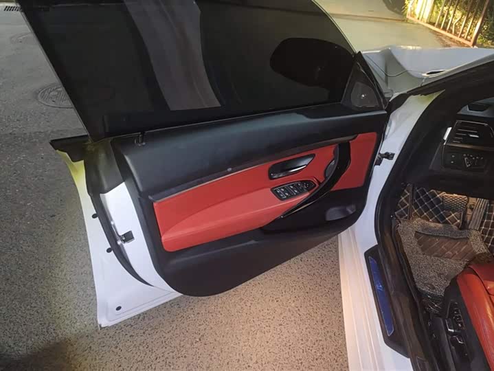 BMW 3 Series GT 2020 2020款 320i M运动曜夜版