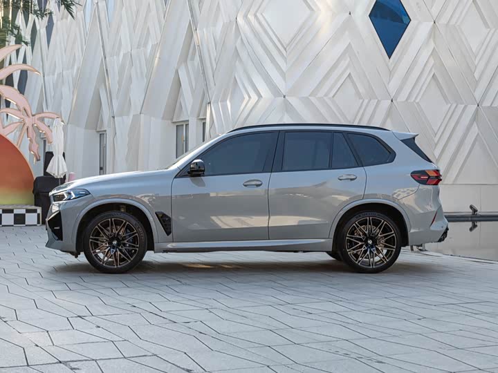 BMW X5 M 2023 2023款 X5 M 雷霆版