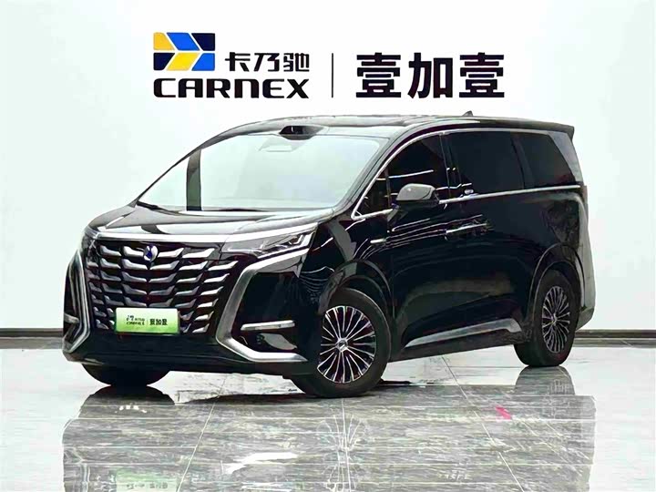 Denza D9 2025 2025款 DM-i 智驾版 1020 四驱旗舰型