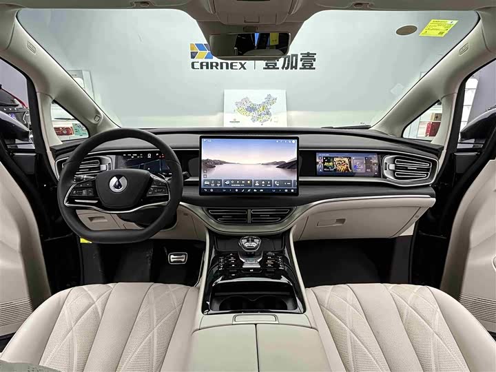 Denza D9 2025 2025款 DM-i 智驾版 1020 四驱旗舰型