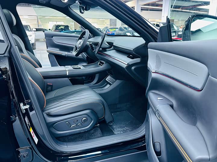 Changan Qiyuan (Nevo) Q07 2025 2025款 215尊荣型