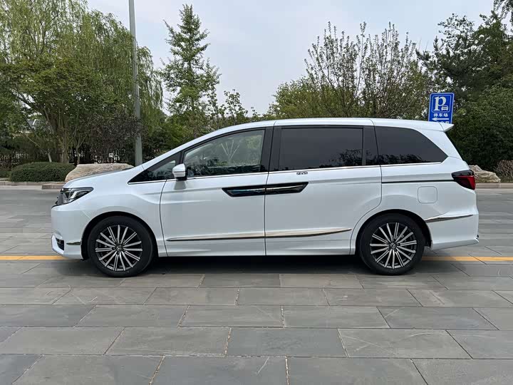 Honda Elysion 2024 2024款 2.0L e:HEV 豪华版