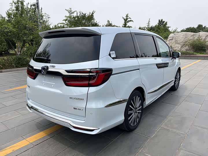 Honda Elysion 2024 2024款 2.0L e:HEV 豪华版