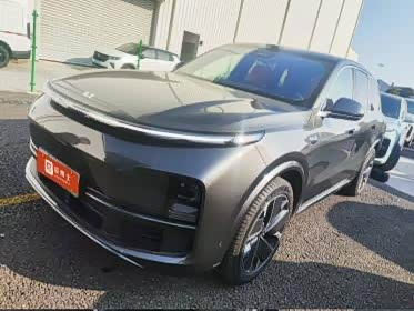 2025 LiXiang L8