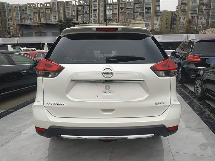 Nissan X-Trail 2023 2023款 经典 2.0L 两驱智联臻享版