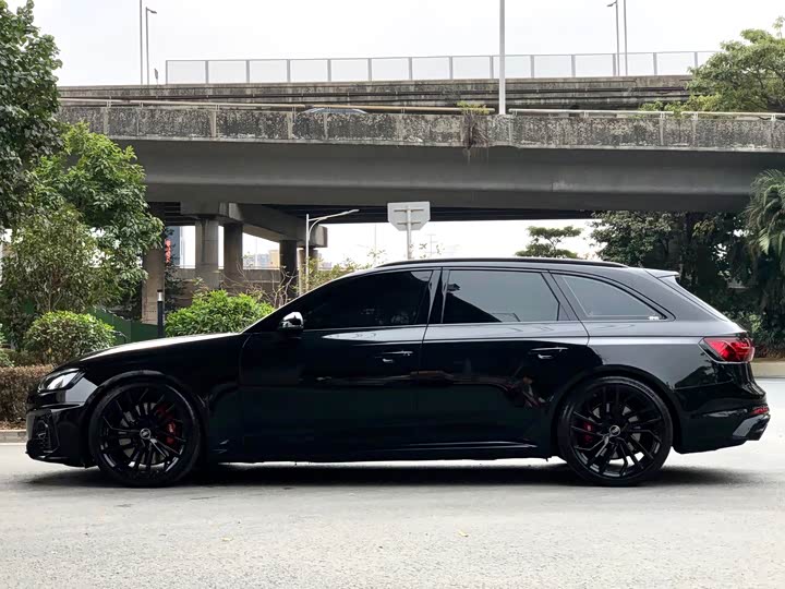 Audi RS 4 2023 2023款 RS4 Avant 黑曜版