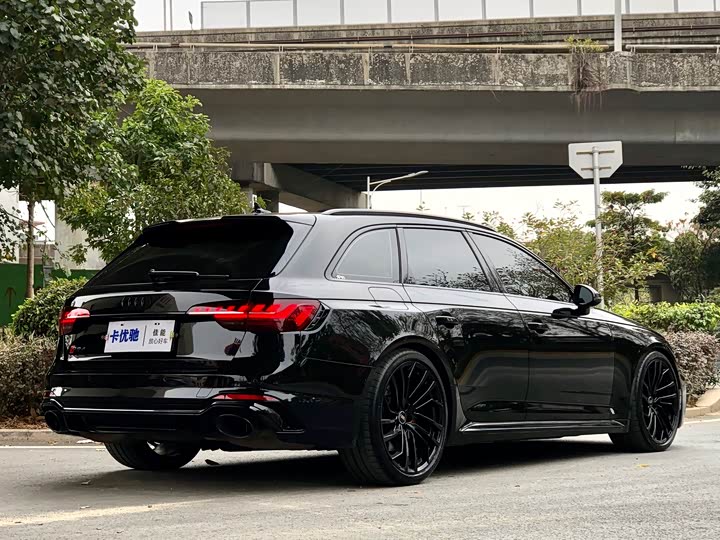 Audi RS 4 2023 2023款 RS4 Avant 黑曜版